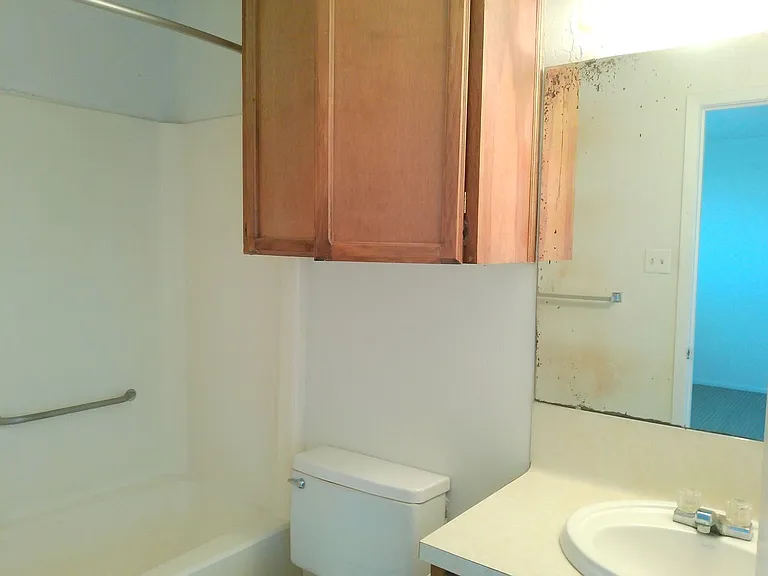 5723 Crestmore Dr — Photo 9