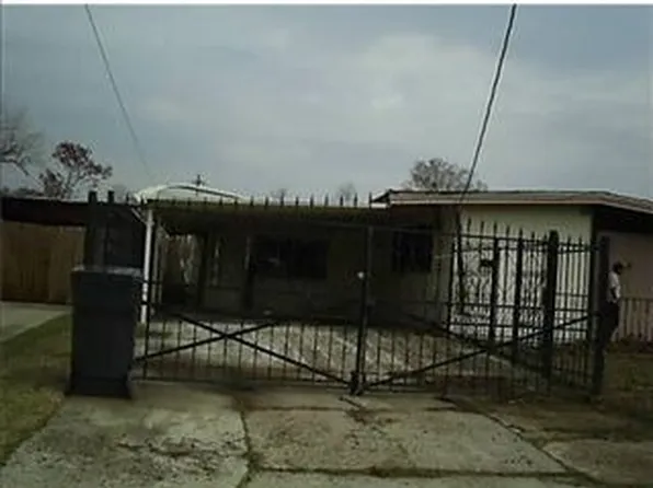4611 Galahad Dr, New Orleans, LA 70127