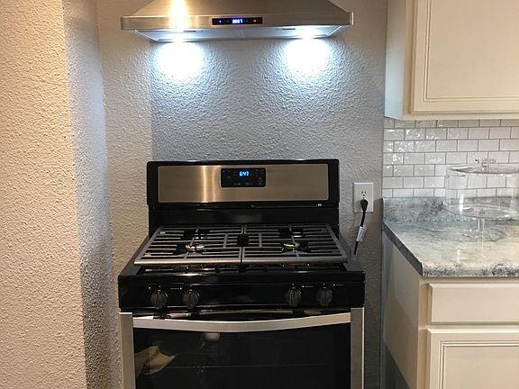 5th image of 123 E Norwood Ct #1