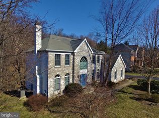 1412 Merlin Cir, Audubon, PA 19403