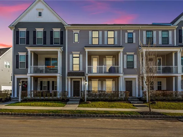 3204 Lynk Aly S, Bridgeville, PA 15017