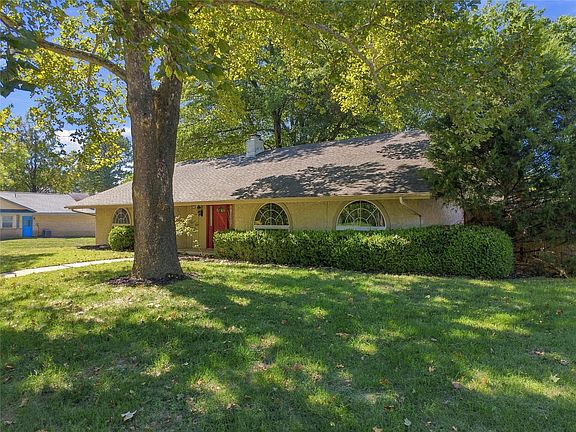 2nd image of 8130 S Florence Pl