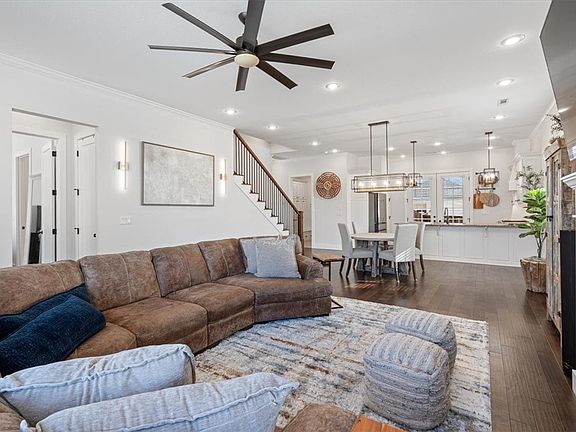 5th image of 6204 SW Luna Ln