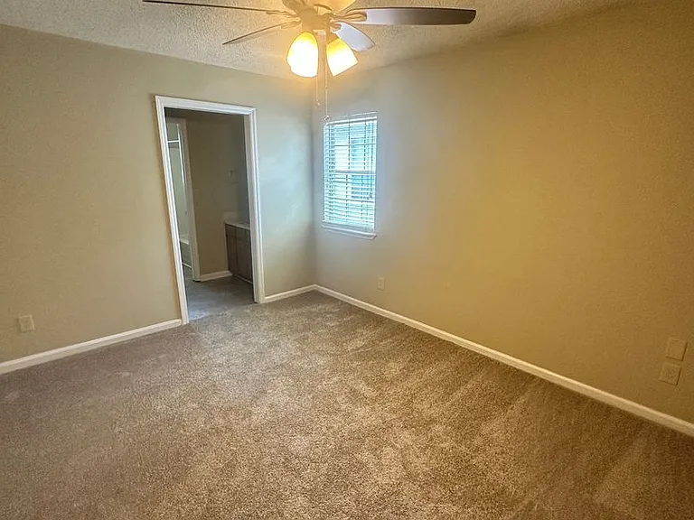 1763 Wayland Park Dr — Photo 27