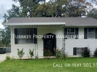 13 Wesley Dr, Sherwood, AR 72120