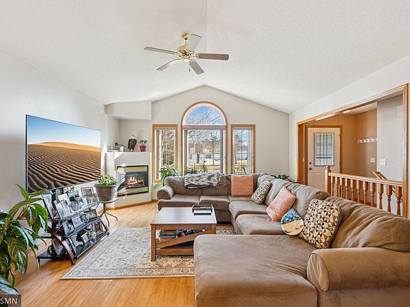 2nd image of 219 Bluff Dr