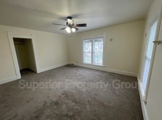 159 1/2 S Jackson St, Janesville, WI 53548