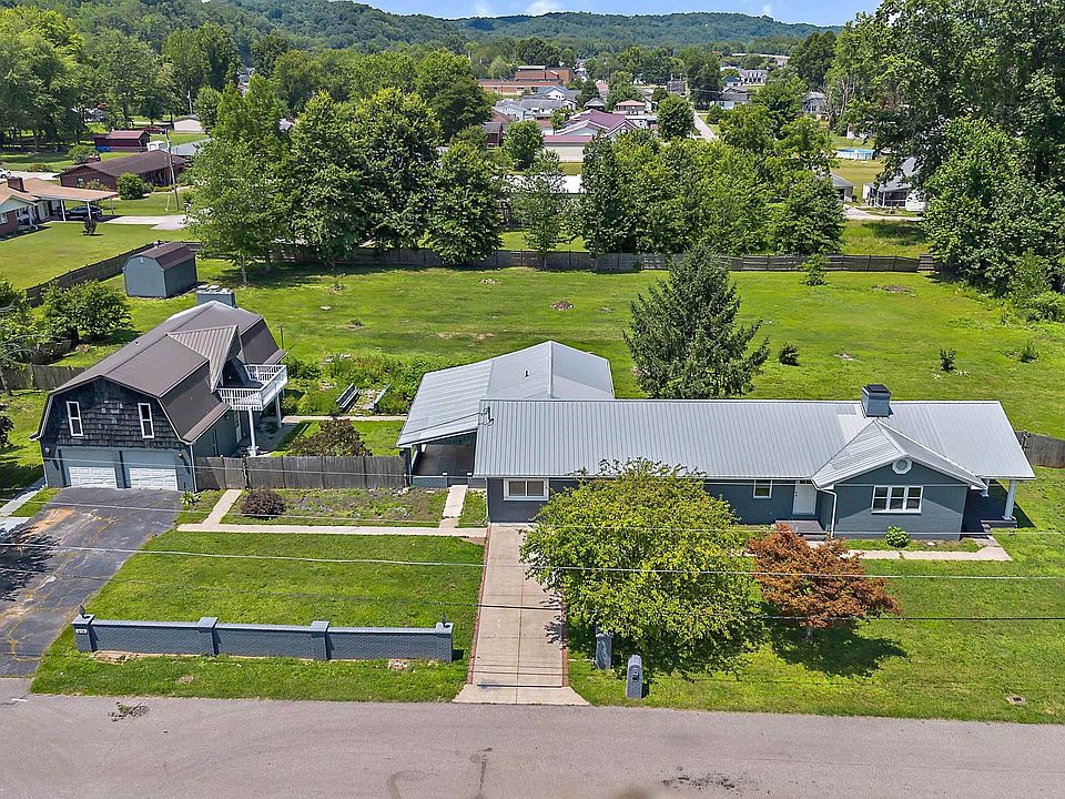 408 Oak St, Wurtland, KY 41144 Zillow