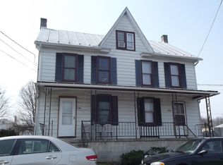 10 Middle Spring Ave, Shippensburg, PA 17257
