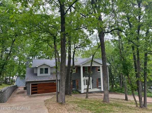305 Sterling Price Rd, Jefferson City, MO 65109