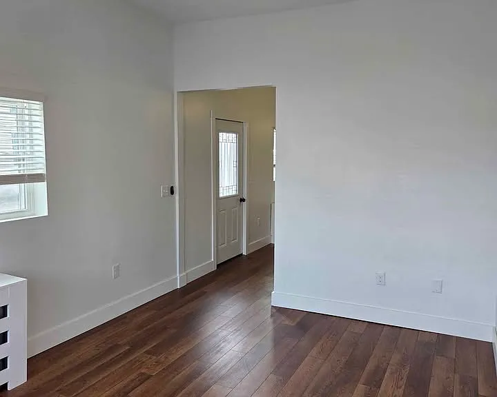 264 S Lehigh Ave #1 — Photo 17