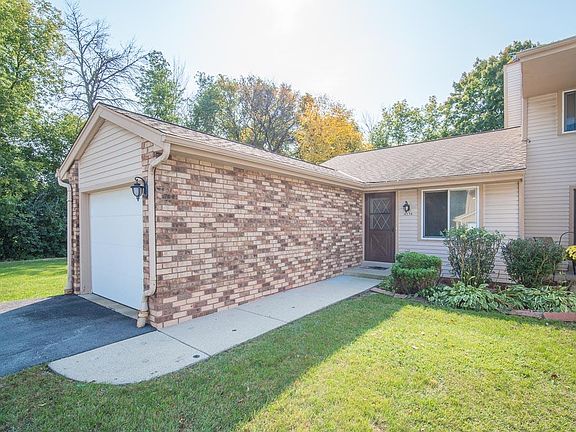 2nd image of 4654 S Woodland Dr #4654