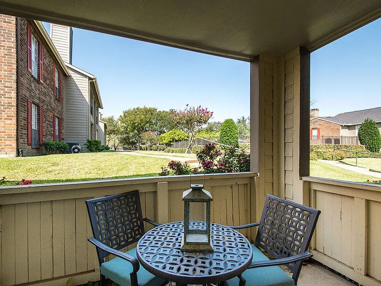 Villas At Waterchase — Photo 29