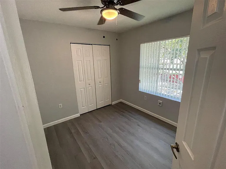 6301 Landings Ter — Photo 7