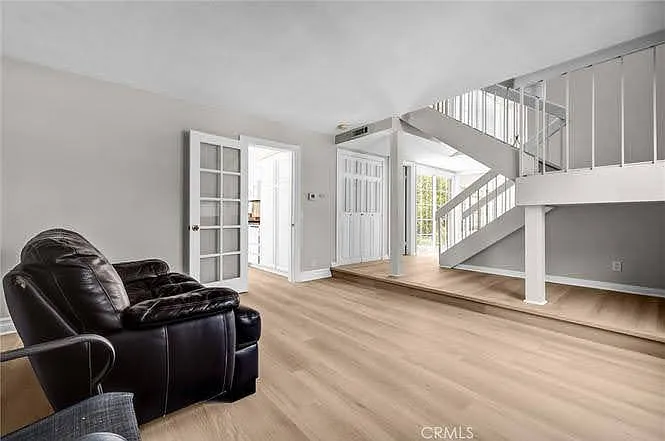 4 Hickory Tree Ln — Photo 24