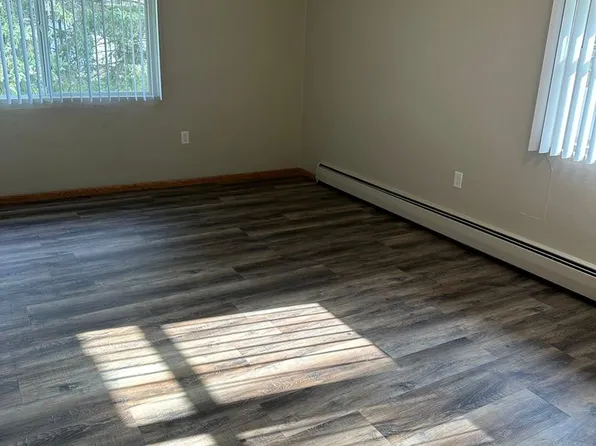 Odaat Llc 1910-1920 Apartments, 1910 10th Ave S APT 3, Saint Cloud, MN 56301