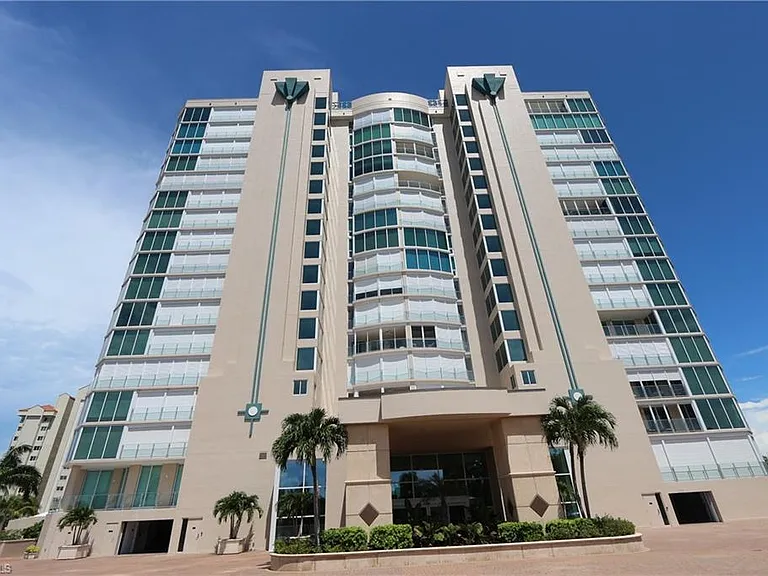 60 Seagate Dr #402 — Photo 26