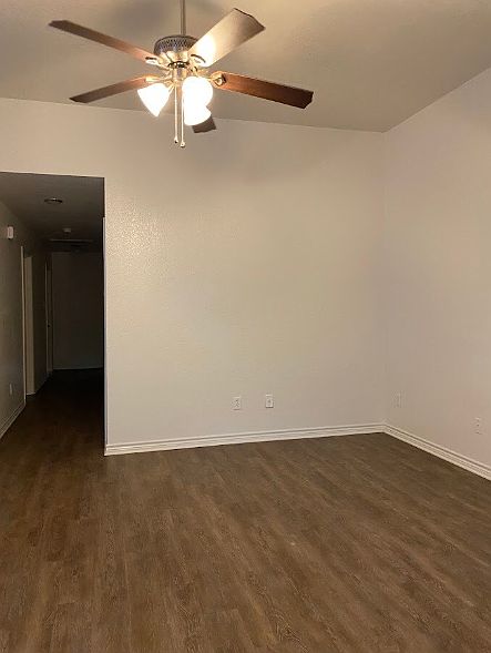 1st image of 3710 Oldenburg Ln