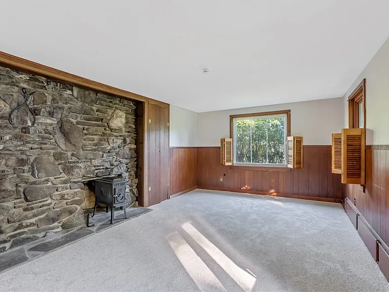 6555 Woodchuck Hill Rd — Photo 10