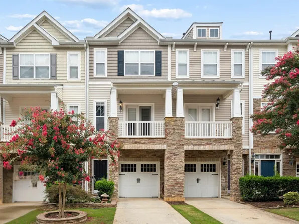 8025 Sycamore Hill Ln, Raleigh, NC 27612