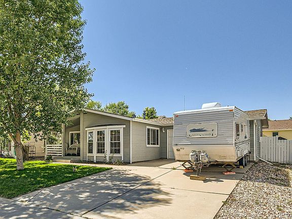 3rd image of 315 Cherokee Place