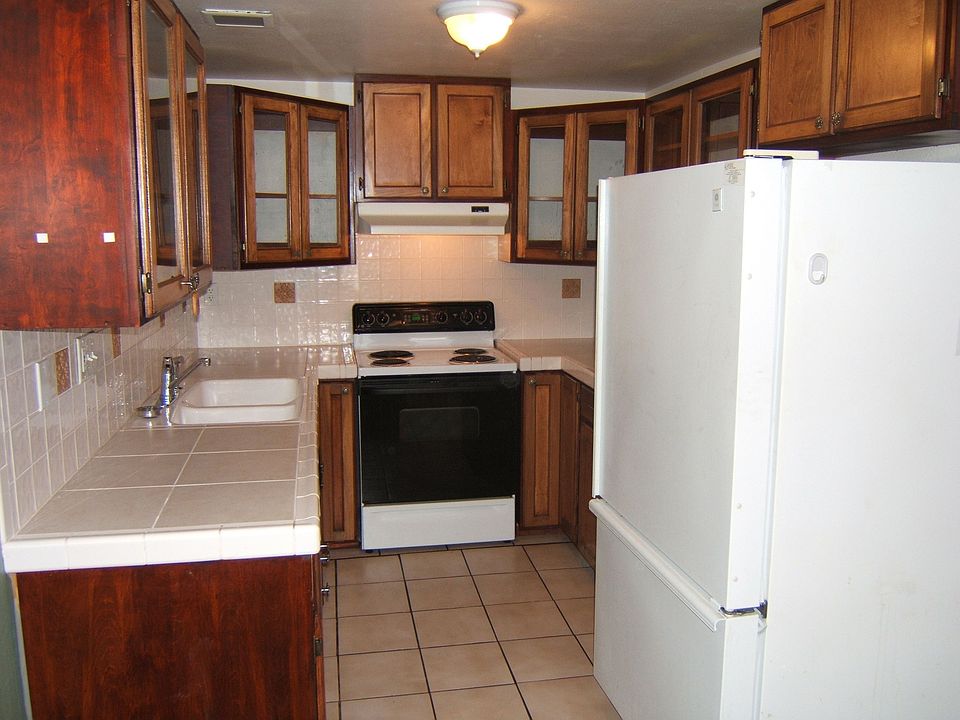 2nd image of 1674 Oro Vista Rd Unit 223