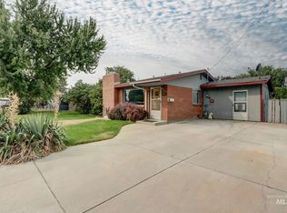 2103 N Allumbaugh St, Boise, ID 83704