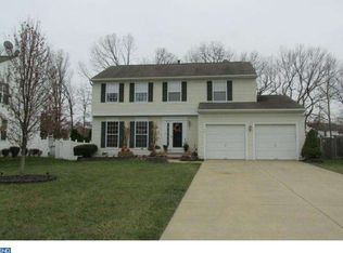 10 Crawford Dr, Sicklerville, NJ 08081