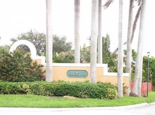 8332 NW 195th Ter, Hialeah, FL 33015