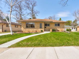 4963 S 19th St, Milwaukee, WI 53221