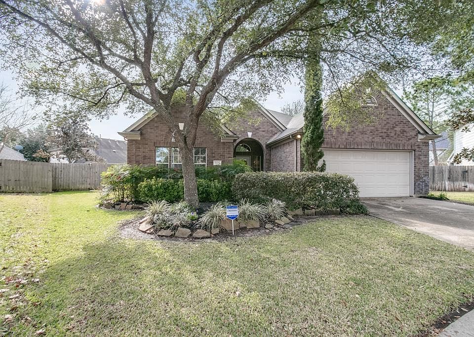 1st image of 18427 Water Mill Dr