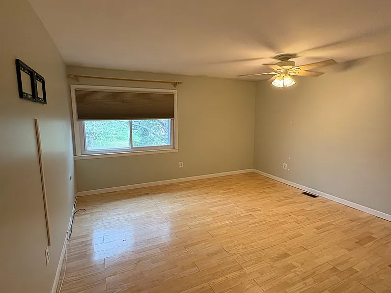 169 Moyer Dr — Photo 17