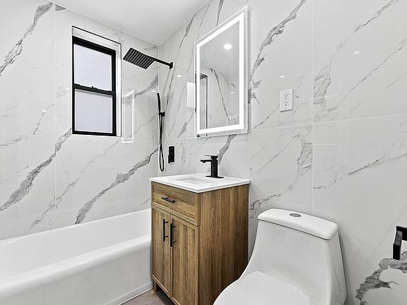 5th image of 1818 Newkirk Ave APT 2P