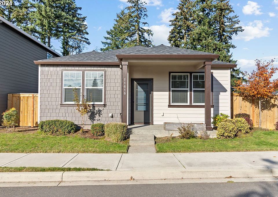 1st image of 11616 NE 16th St
