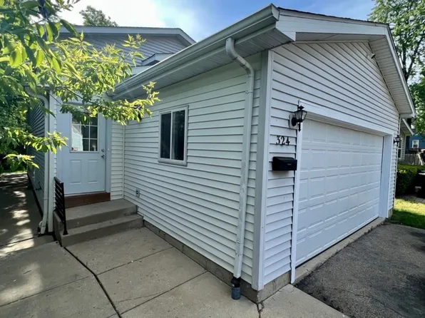 324 Fairlawn Dr, Round Lake Park, IL 60073