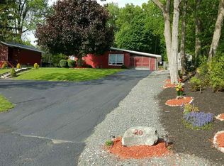 20 Tague Rd, Troy, NY 12182