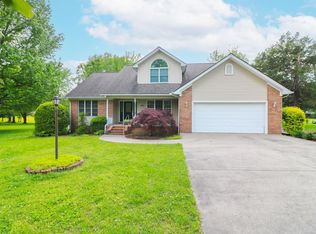800 Christa Dr, Paducah, KY 42003
