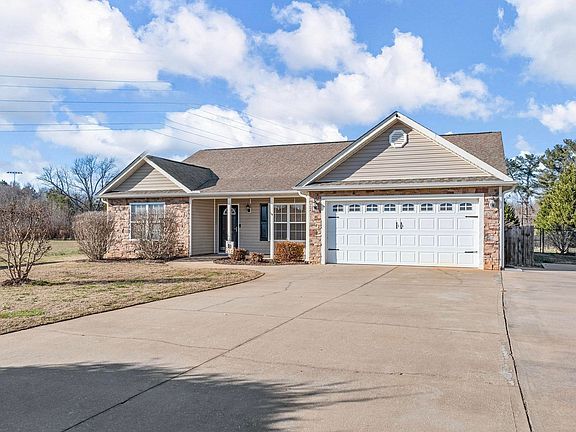 2nd image of 224 Homer Johnson Ct