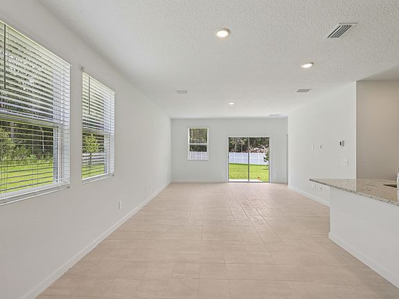 The Great Room at 7351 Queensgate Circle.