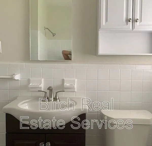 1406 Lemon St — Photo 7