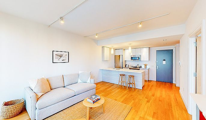 1st image of 550 W 54th St #655
