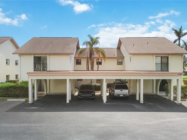 1743 Lake Pl #1743-C, Venice, FL 34293
