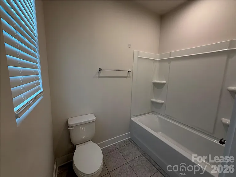 2511 Ensemble Ct — Photo 30