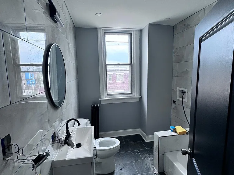 5000 B St #2 — Photo 1