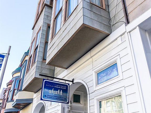 3rd image of 330 Divisadero St
