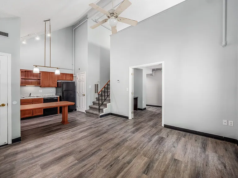 ReVi Columbus East — Photo 15