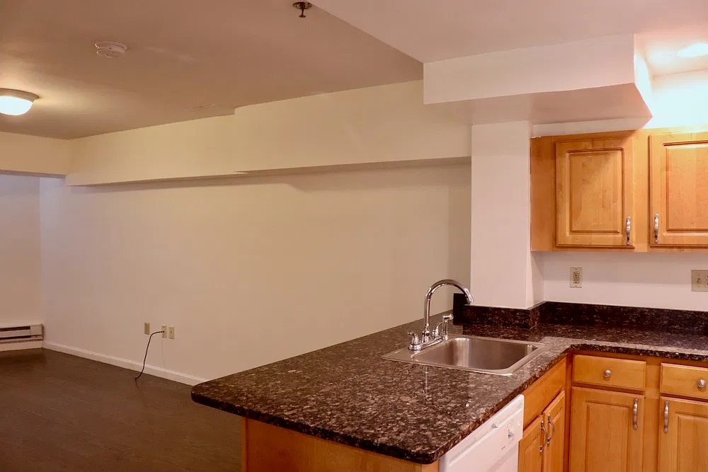 111 Norway St — Photo 4