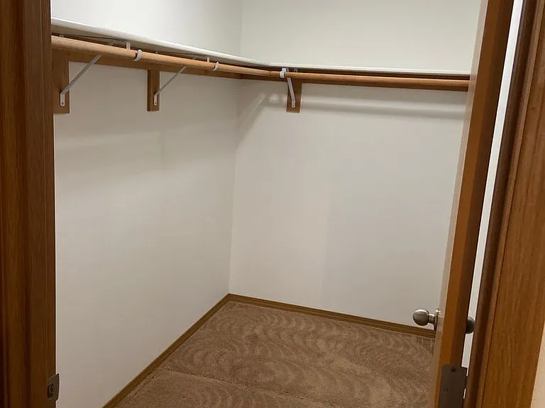 1617 Dynasty Dr — Photo 12