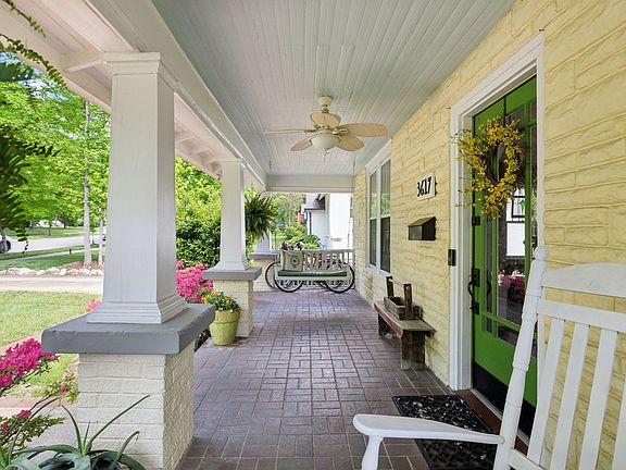 3rd image of 3617 Meadowbrook Ave