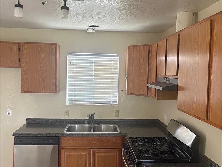 13685 Ocotillo Rd — Photo 4